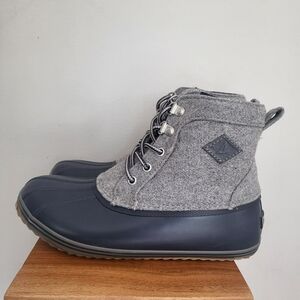 Boys Brand New Sperry Boots (no box)